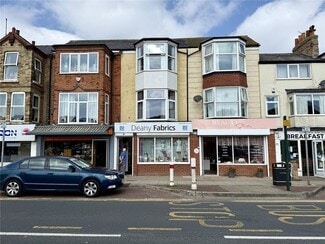 Plus de détails pour 87 Promenade, Bridlington - Commerce de détail à vendre