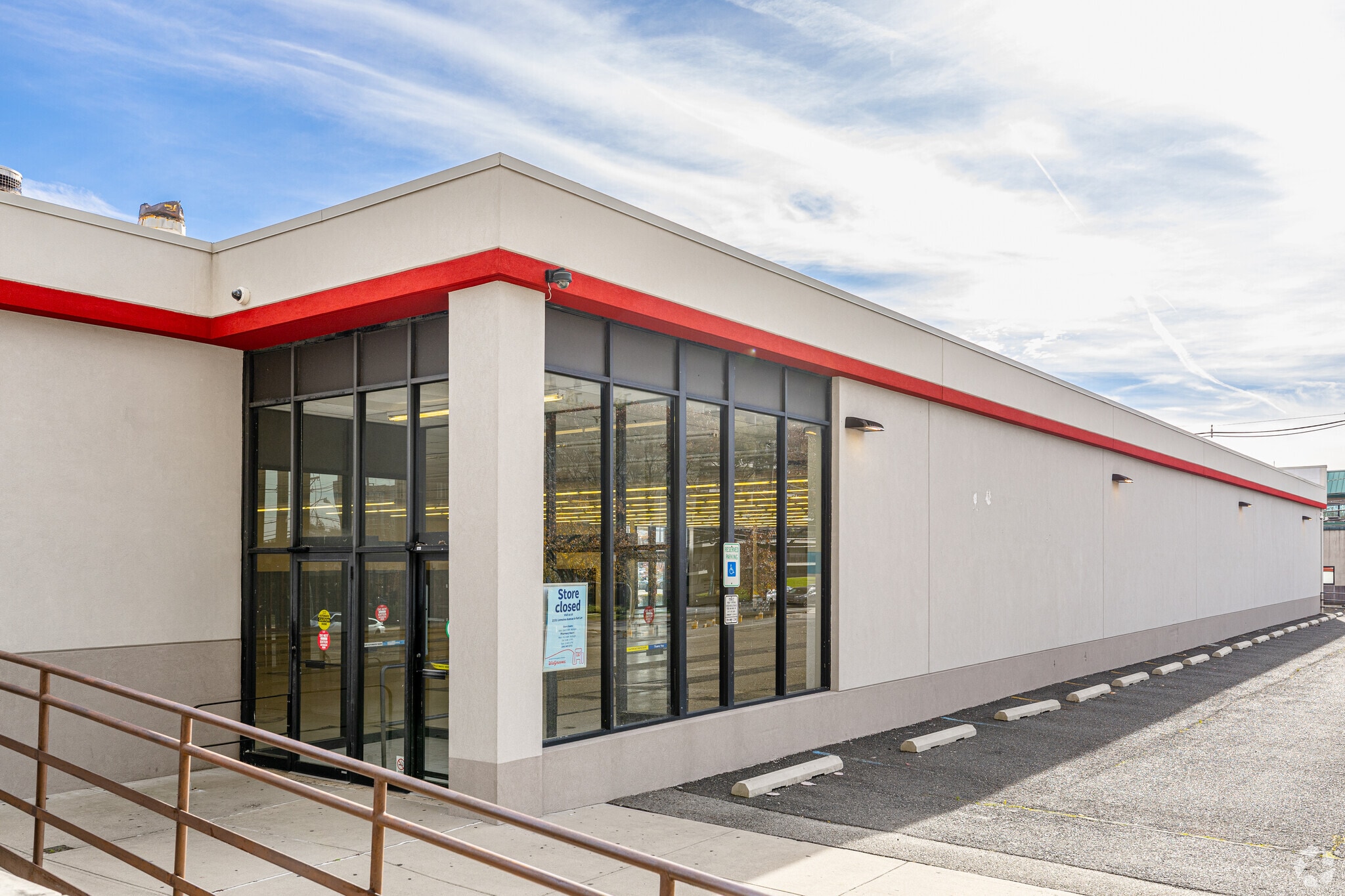 1350 15th St, Fort Lee, NJ à louer Photo du bâtiment- Image 1 de 4