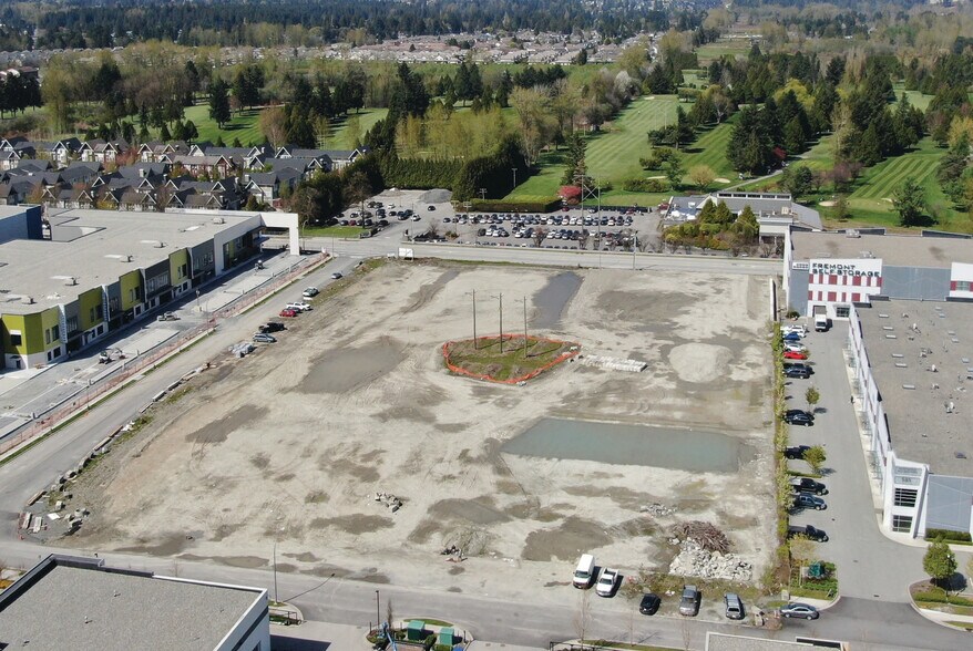 2360 Fremont St, Port Coquitlam, BC à vendre - Aérien - Image 2 de 3