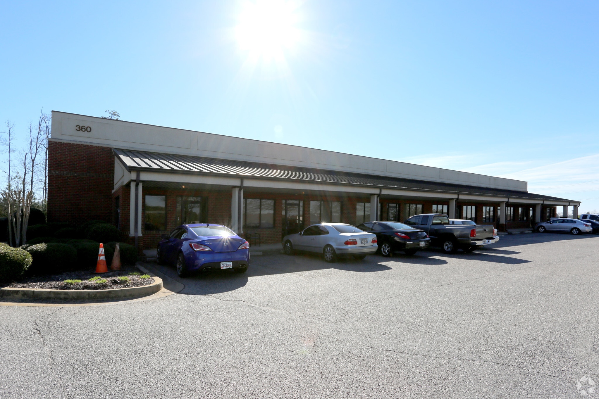 360 Winkler Dr, Alpharetta, GA for lease Building Photo- Image 1 of 11