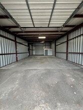 16261 Hollister St, Houston, TX for lease Interior Photo- Image 2 of 9