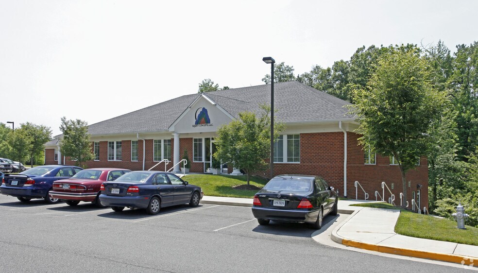 2550 Gaskins Rd, Richmond, VA à louer - Photo du bâtiment - Image 2 de 5