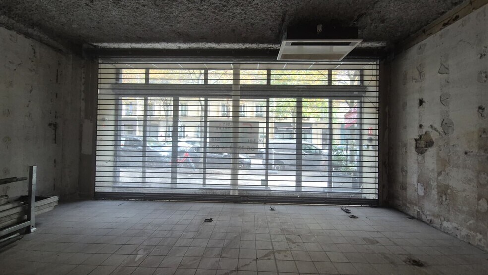 11 Rue Chaligny, Paris for lease - Building Photo - Image 2 of 12