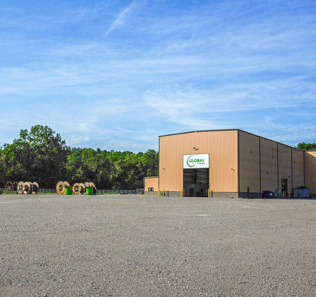 1040 Franklin Dr, Smock, PA for lease - Building Photo - Image 3 of 10
