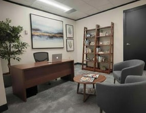 1421 34th Ave, Seattle, WA for lease Interior Photo- Image 2 of 2