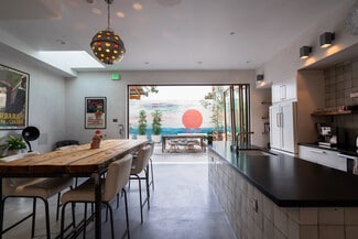 More details for 10707 Burbank Blvd, North Hollywood, CA - Office for Lease