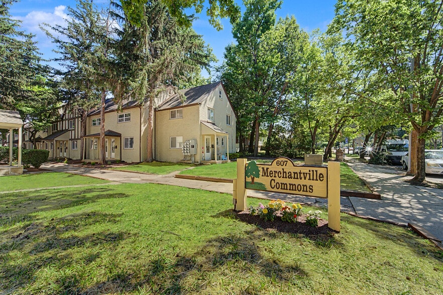 607 W Maple Ave, Merchantville, NJ for sale - Building Photo - Image 2 of 18