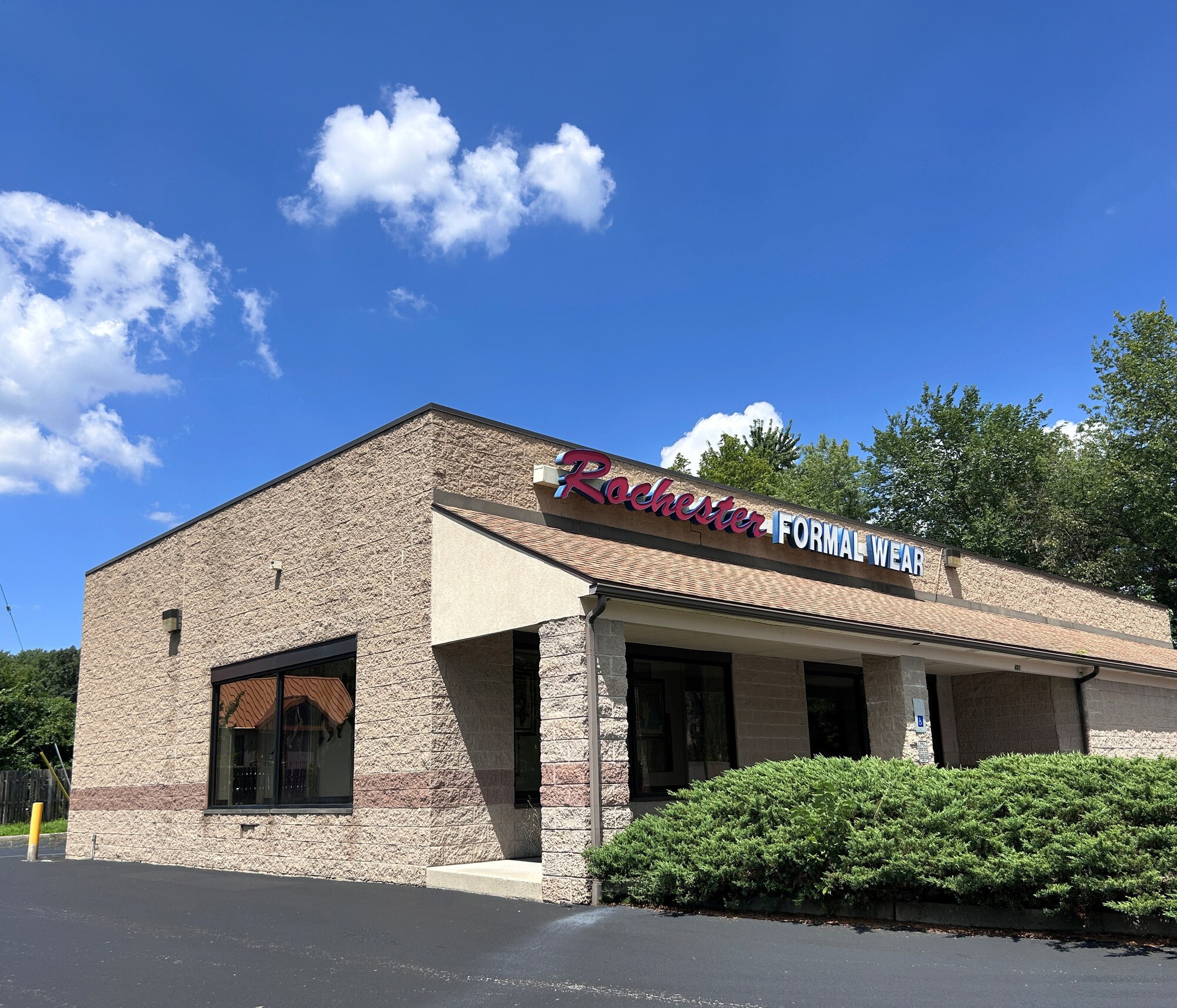 451 Route 38 W, Maple Shade Township, NJ à vendre Photo du bâtiment- Image 1 de 10
