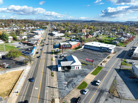 701 E Center St, Kingsport TN - Propriété automobile