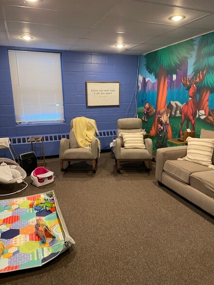 1312 Central Ave, Albany, NY à vendre - Photo intérieure - Image 3 de 8