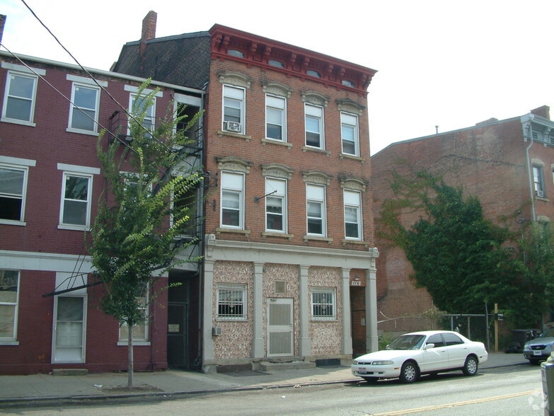 116 E McMicken Ave, Cincinnati, OH for sale - Building Photo - Image 2 of 4