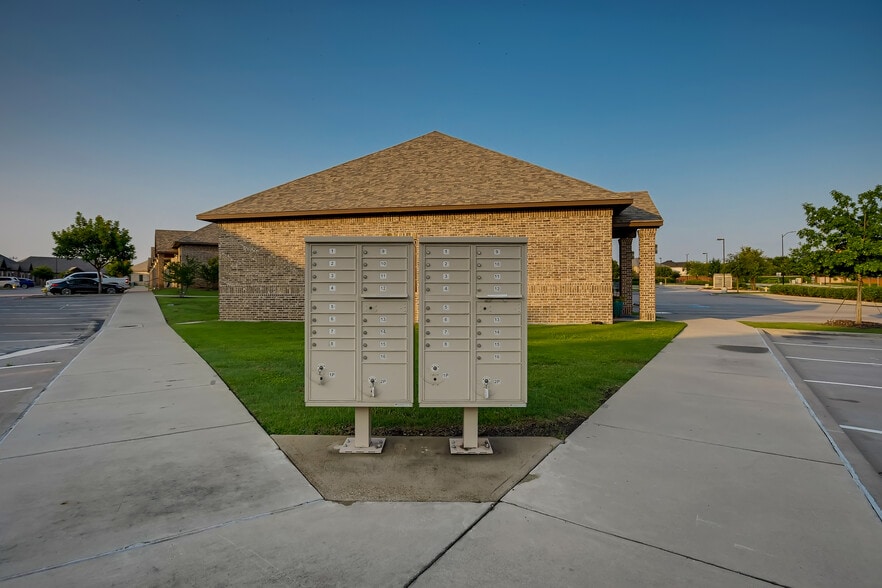 9300 John Hickman Rd, Frisco, TX for lease - Building Photo - Image 2 of 21