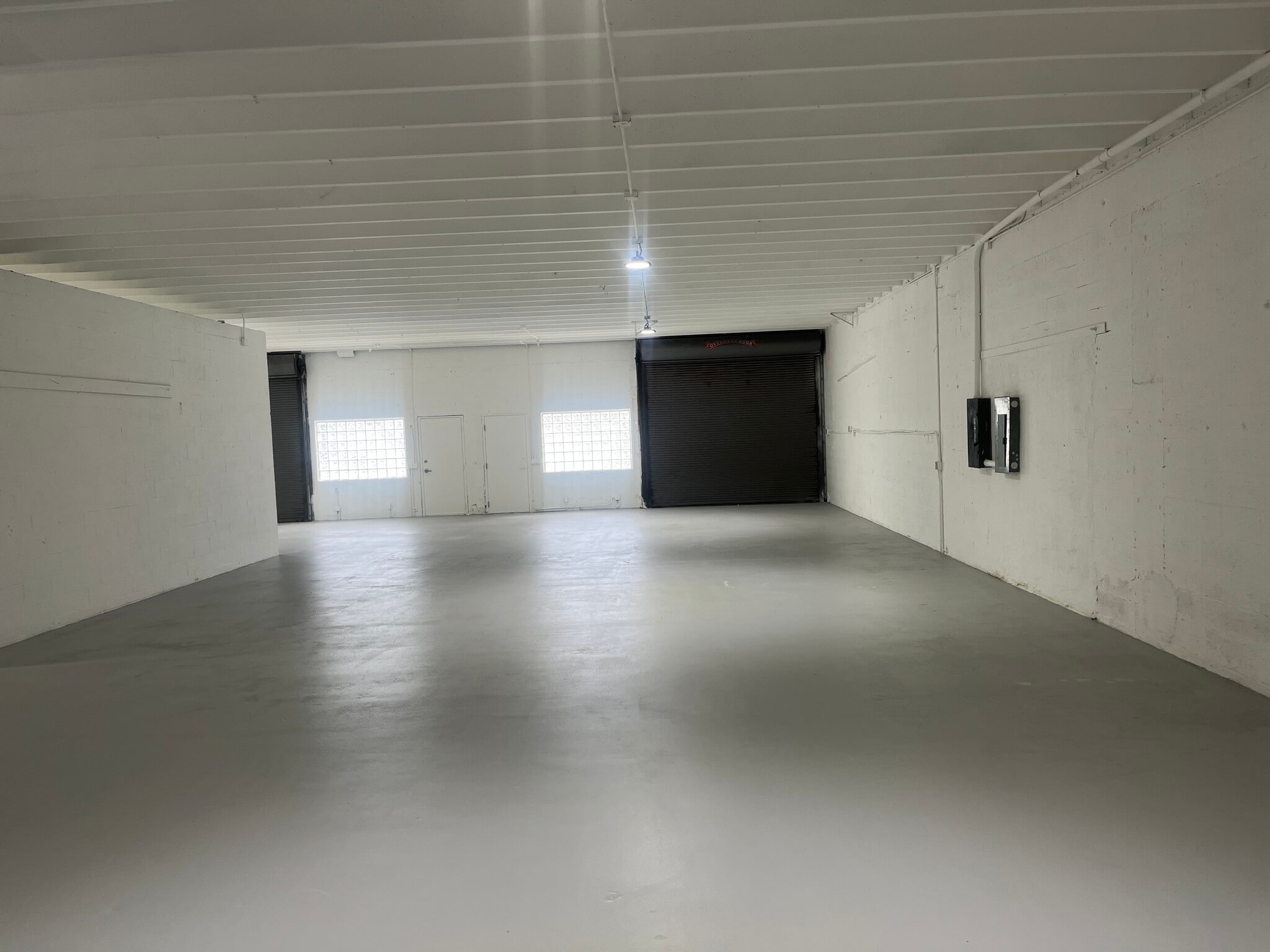 210-214 10th St, Lake Park, FL for lease Interior Photo- Image 1 of 4