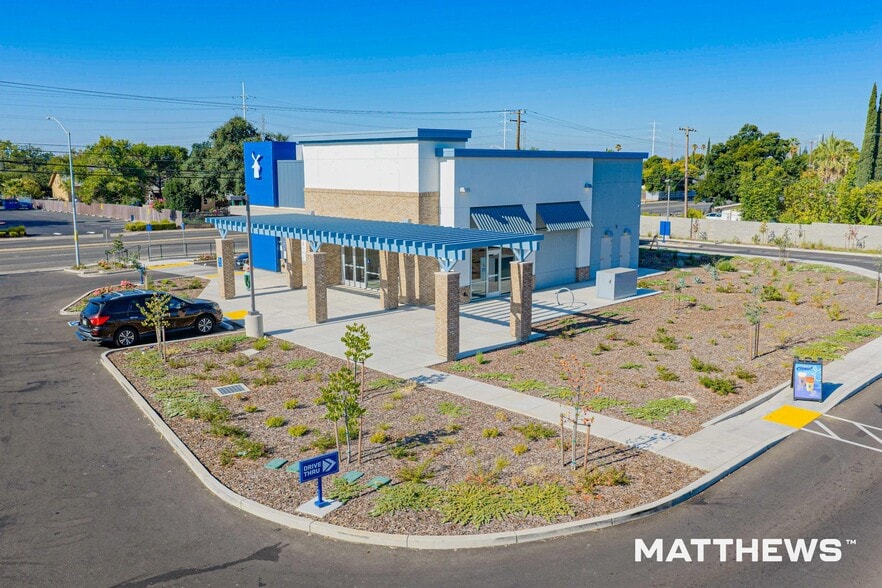 7945 Elder Creek rd, Sacramento, CA for lease - Building Photo - Image 2 of 3