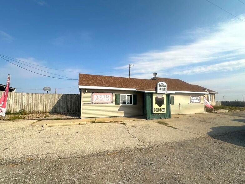 4602 1625 North Rd, Danvers, IL à vendre - Photo du bâtiment - Image 3 de 13