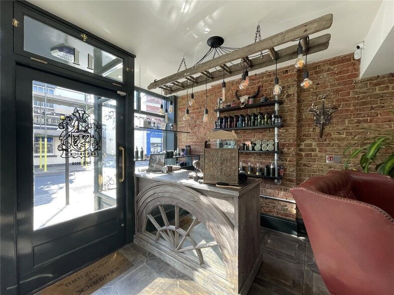 11 North St, Rochford for sale - Interior Photo - Image 3 of 6