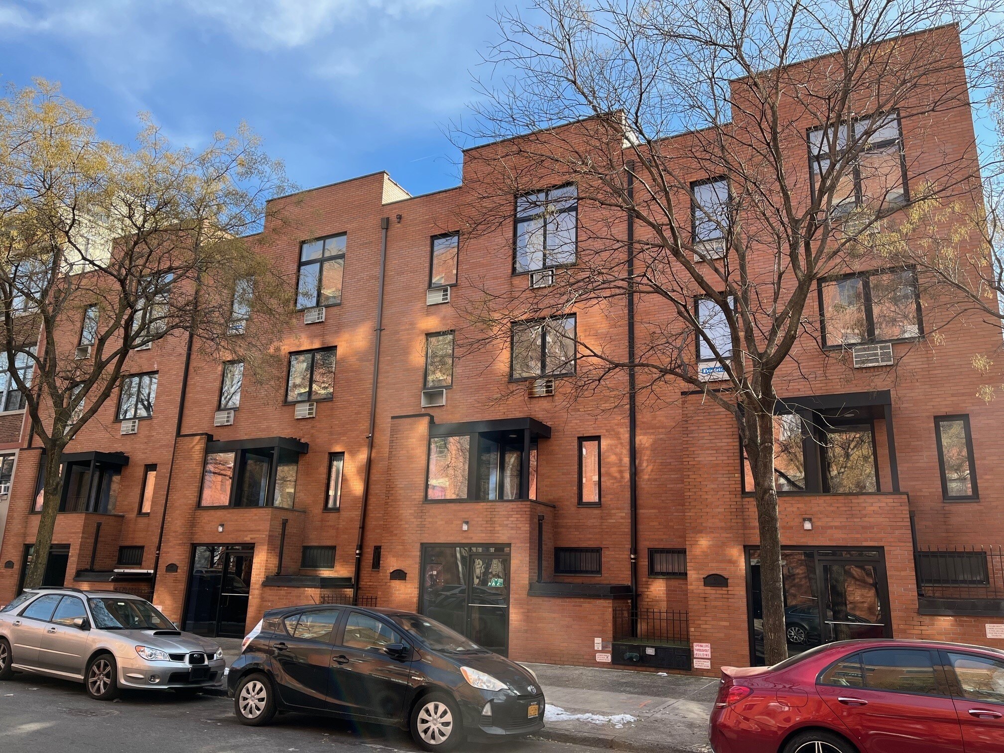98-106 Clifton Pl, Brooklyn, NY for sale Building Photo- Image 1 of 2