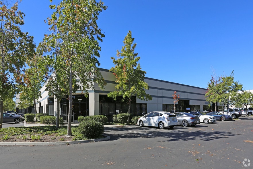 15950 Bernardo Center Dr, San Diego, CA for lease - Building Photo - Image 1 of 5