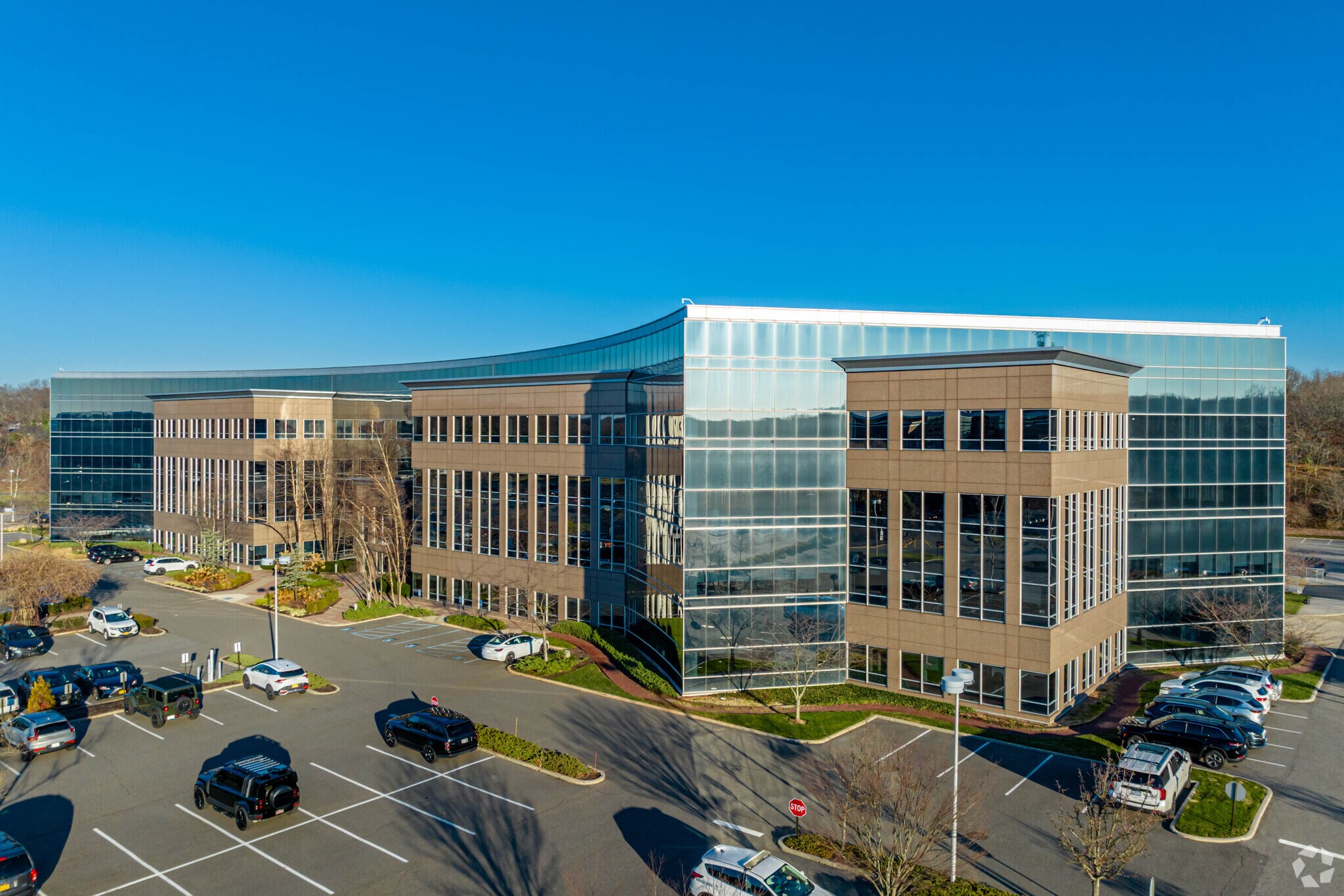 68 S Service Rd, Melville, NY for lease Building Photo- Image 1 of 20