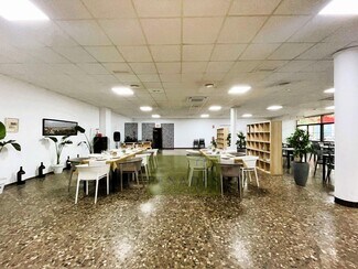 Plus de détails pour Commerce de détail à louer