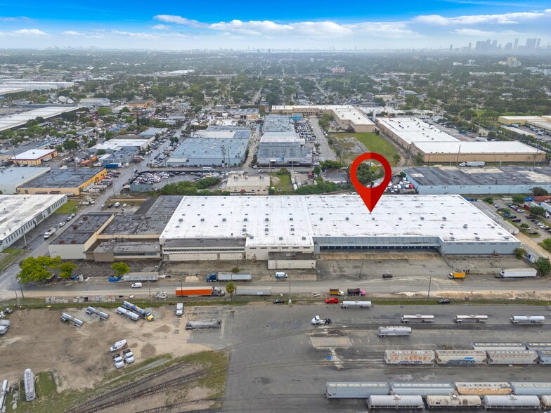 6695-6699 NW 36th Ave, Miami, FL for lease - Building Photo - Image 3 of 36