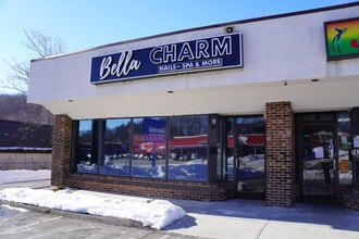 741-757 Wolcott St, Waterbury, CT à louer Photo intérieure- Image 2 de 7