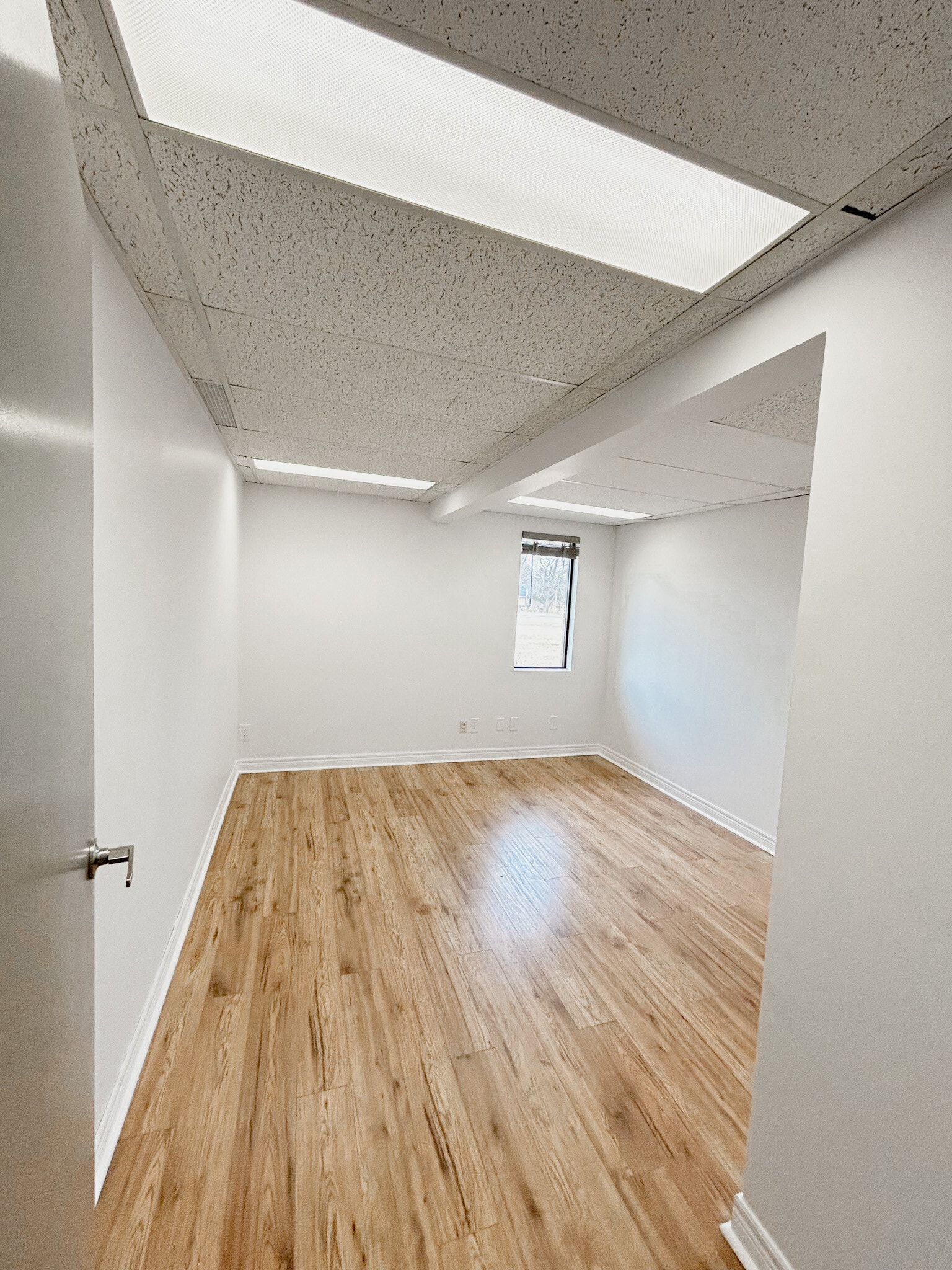 2109 London Line, Sarnia, ON à louer Photo intérieure- Image 1 de 10