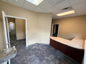 325 N Williamson Blvd, Daytona Beach, FL à louer Photo intérieure- Image 1 de 15