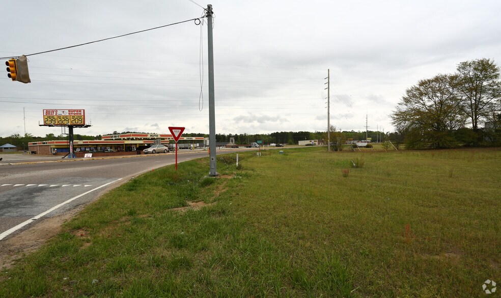 SE Hwy 19 & SC 25, Trenton, SC à vendre - Photo du bâtiment - Image 2 de 2