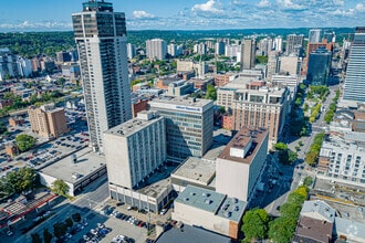 100 Main St E, Hamilton, ON - AÉRIEN  Vue de la carte