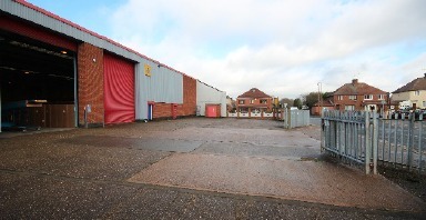 Church Ln, West Bromwich à louer - Photo du bâtiment - Image 2 de 2