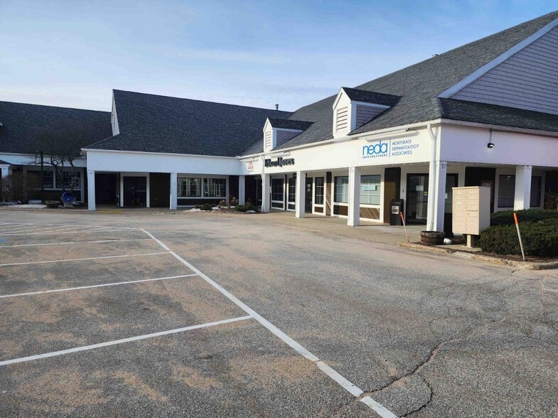 1976 White Mountain Hwy, North Conway, NH for lease - Building Photo - Image 2 of 4