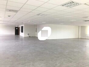 Office in Saint-Priest for lease Interior Photo- Image 1 of 9