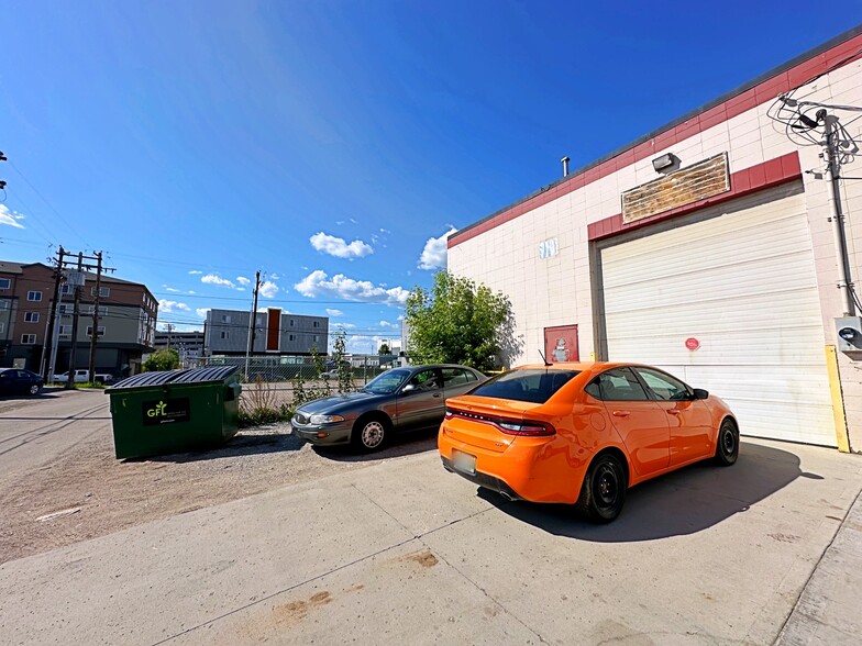 8127 Fraser Av, Fort McMurray, AB for lease - Building Photo - Image 2 of 40