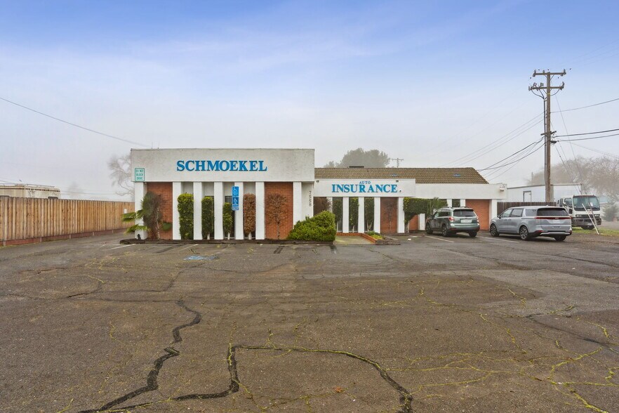 7558 Stockton Blvd, Sacramento, CA for sale - Primary Photo - Image 1 of 1