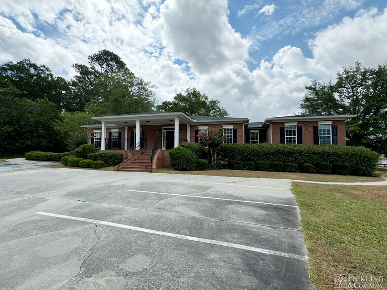 127 Executive Pky, Milledgeville, GA for lease - Building Photo - Image 1 of 13