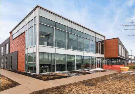 8600 Rue Saint-Patrick, Montréal, QC à vendre - Photo principale - Image 1 de 1