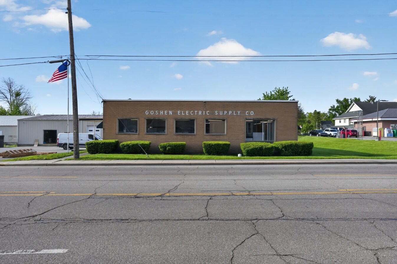 808 W Lincoln Ave, Goshen, IN à vendre Photo principale- Image 1 de 11