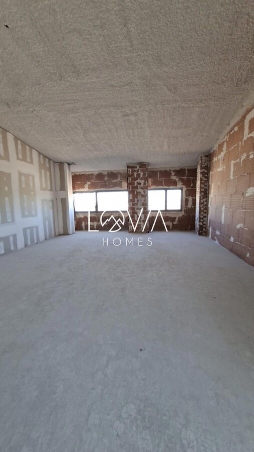 Rivas-Vaciamadrid, MAD 28522 - Unit 6 - - Interior Photo - Image 1 of 4