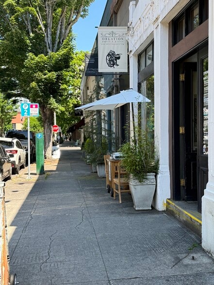 1120-1136 NW Hoyt St, Portland, OR for lease - Other - Image 3 of 11