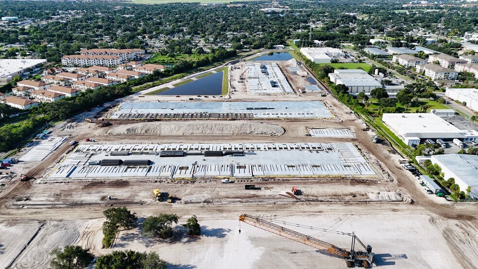 4130 W Gandy Blvd, Tampa, FL à louer - Aérien - Image 2 de 4