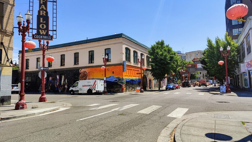 26-32 NW 4th Ave, Portland, OR à vendre - Photo du bâtiment - Image 2 de 5