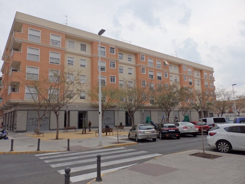 Commerce de détail dans Elche, Alicante à louer - Photo du bâtiment - Image 1 de 12