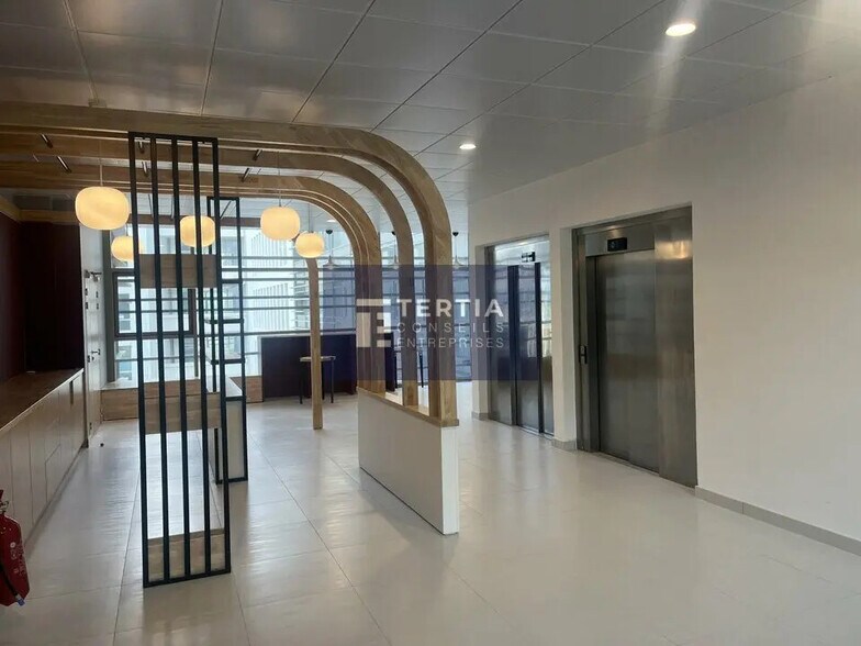 Retail in Montpellier for lease - Building Photo - Image 3 of 9