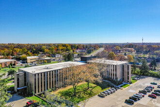 5335 Far Hills Ave, Dayton, OH - AERIAL  map view