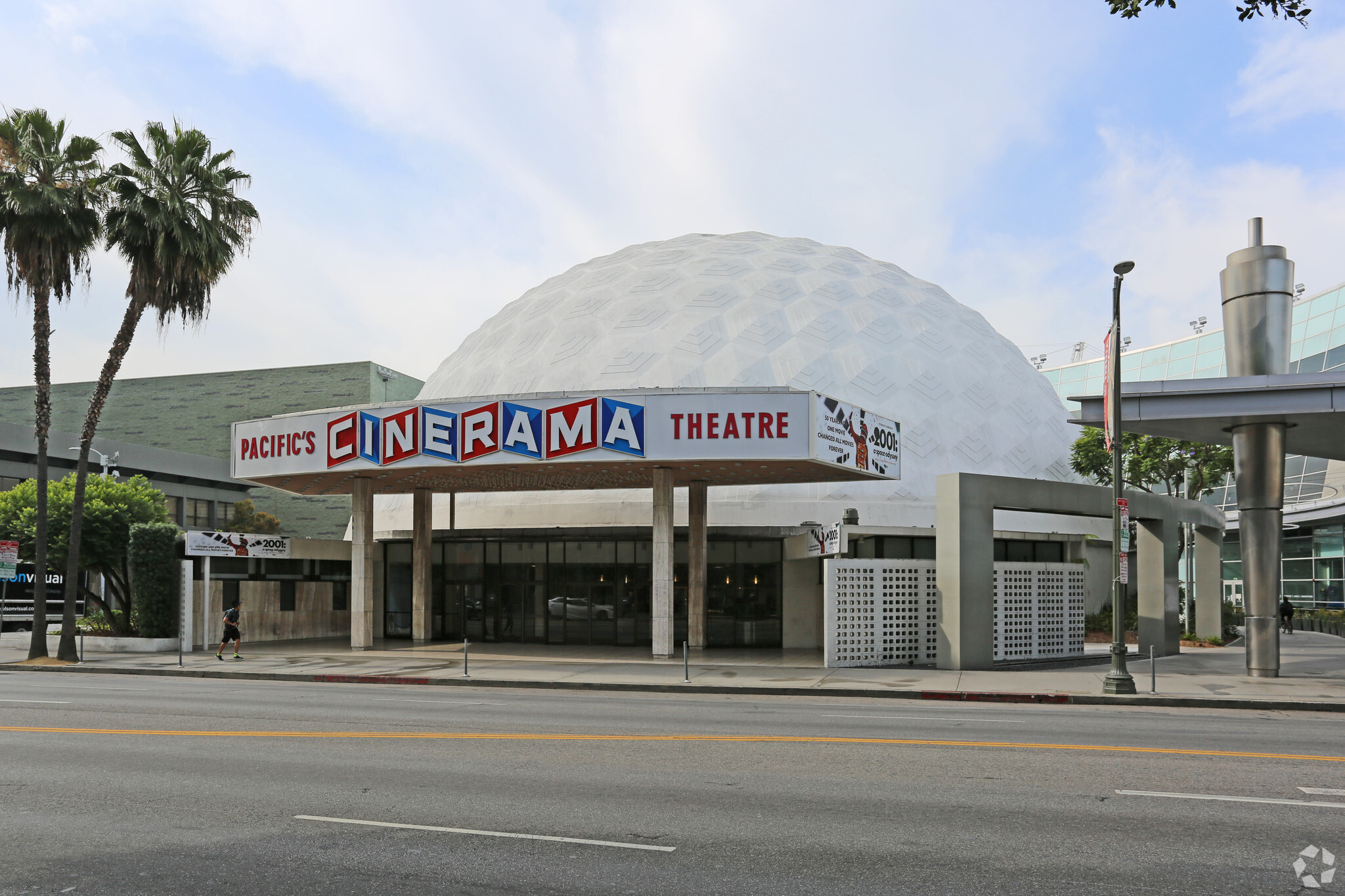 6360 W Sunset Blvd, Hollywood, CA à vendre Photo du bâtiment- Image 1 de 1