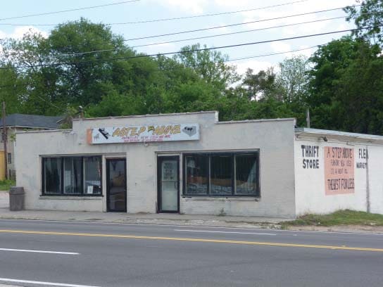 878 Donald Lee Hollowell Pky, Atlanta, GA for lease - Building Photo - Image 2 of 6