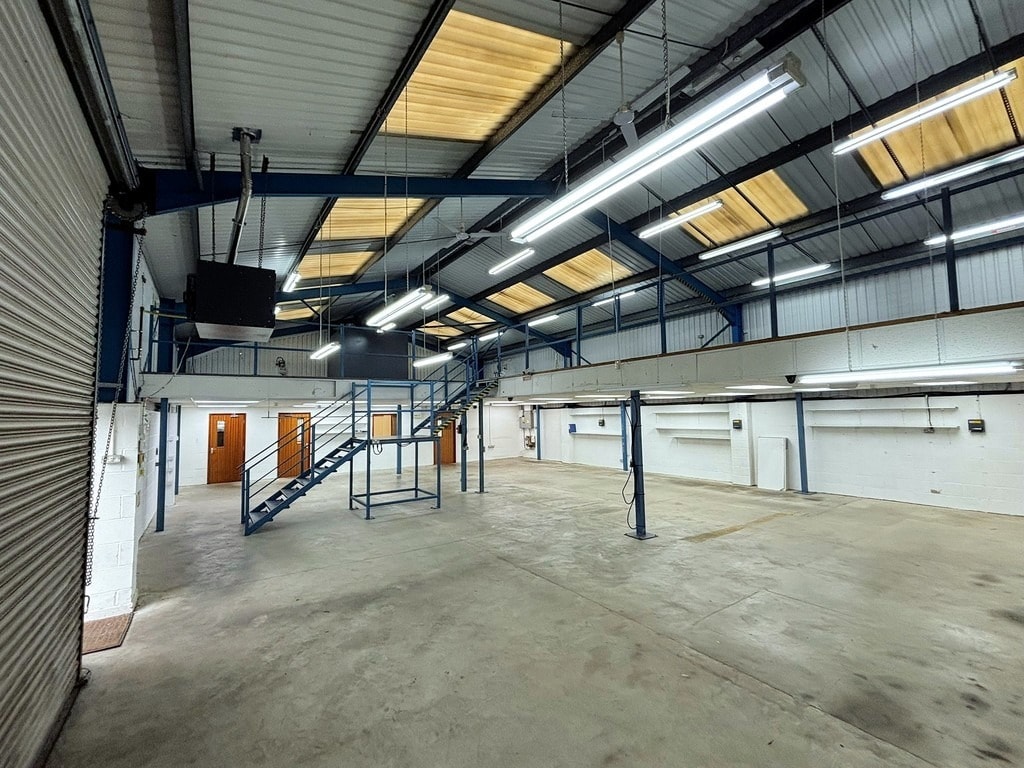 Whisby Way, Lincoln for lease Interior Photo- Image 1 of 10