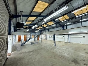 Whisby Way, Lincoln for lease Interior Photo- Image 1 of 10