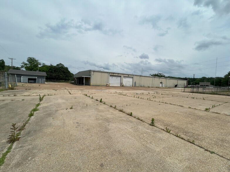 191 Devereaux Dr, Natchez, MS à vendre - Photo du bâtiment - Image 3 de 13